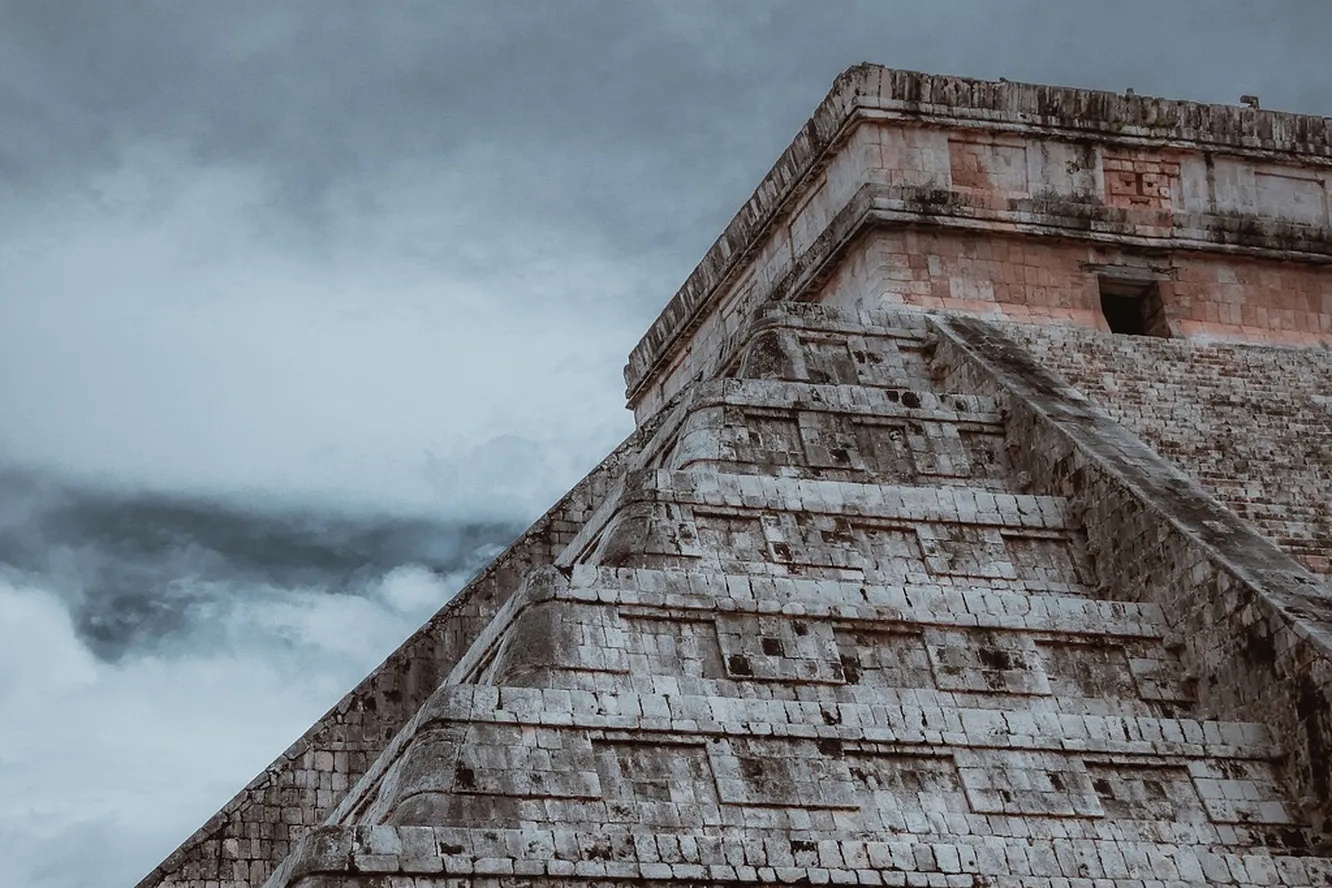 Археологи расшифровали древние надписи майя