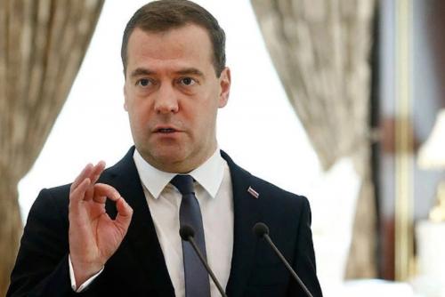 Медведев: по суду в Гааге гиперзвуковой ракетой "Оникс"