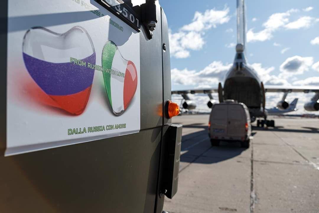 Италия не будет снимать санкции с России, несмотря на беспрецедентную помощь в борьбе с коронавирусом