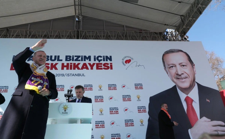 Турция: борьба вокруг президентских выборов только нарастает