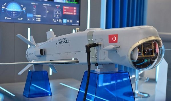 Турция представила крылатую ракету с ИИ, запускаемую с беспилотника