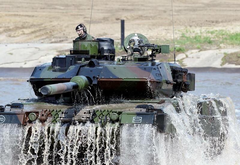 Германия захотела купить более 100 танков Leopard 2