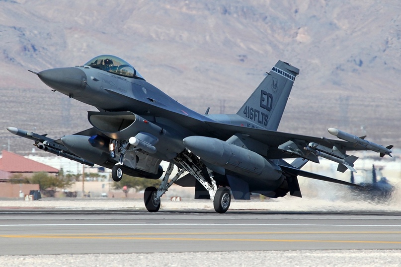 США боятся испортить на Украине имидж F-16