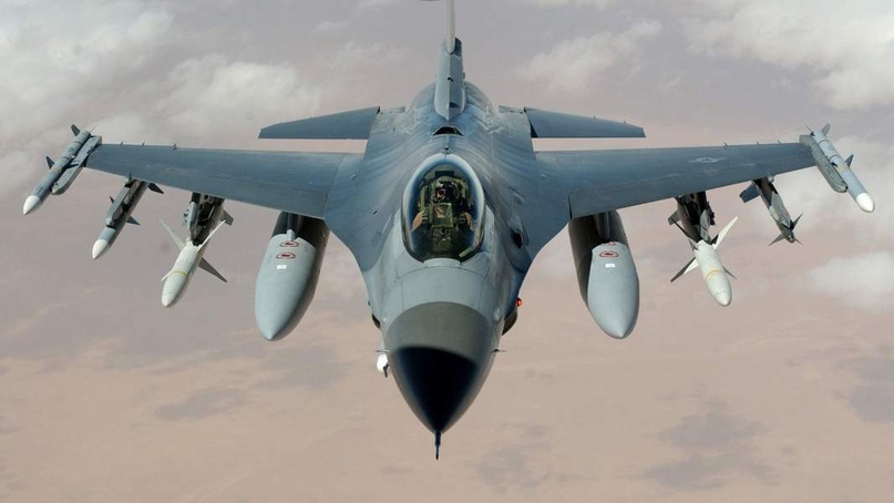 Невзлетная полоса: США продолжат консультации по поставкам F-16 Киеву