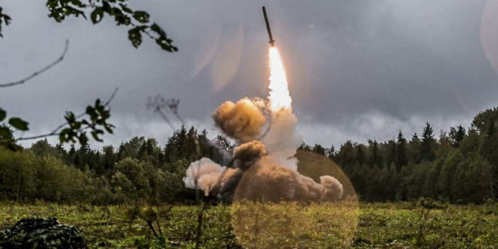 На Банковой началась настоящая истерика: «неизвестные ракеты» РФ застали врасплох киевскую ПВО
