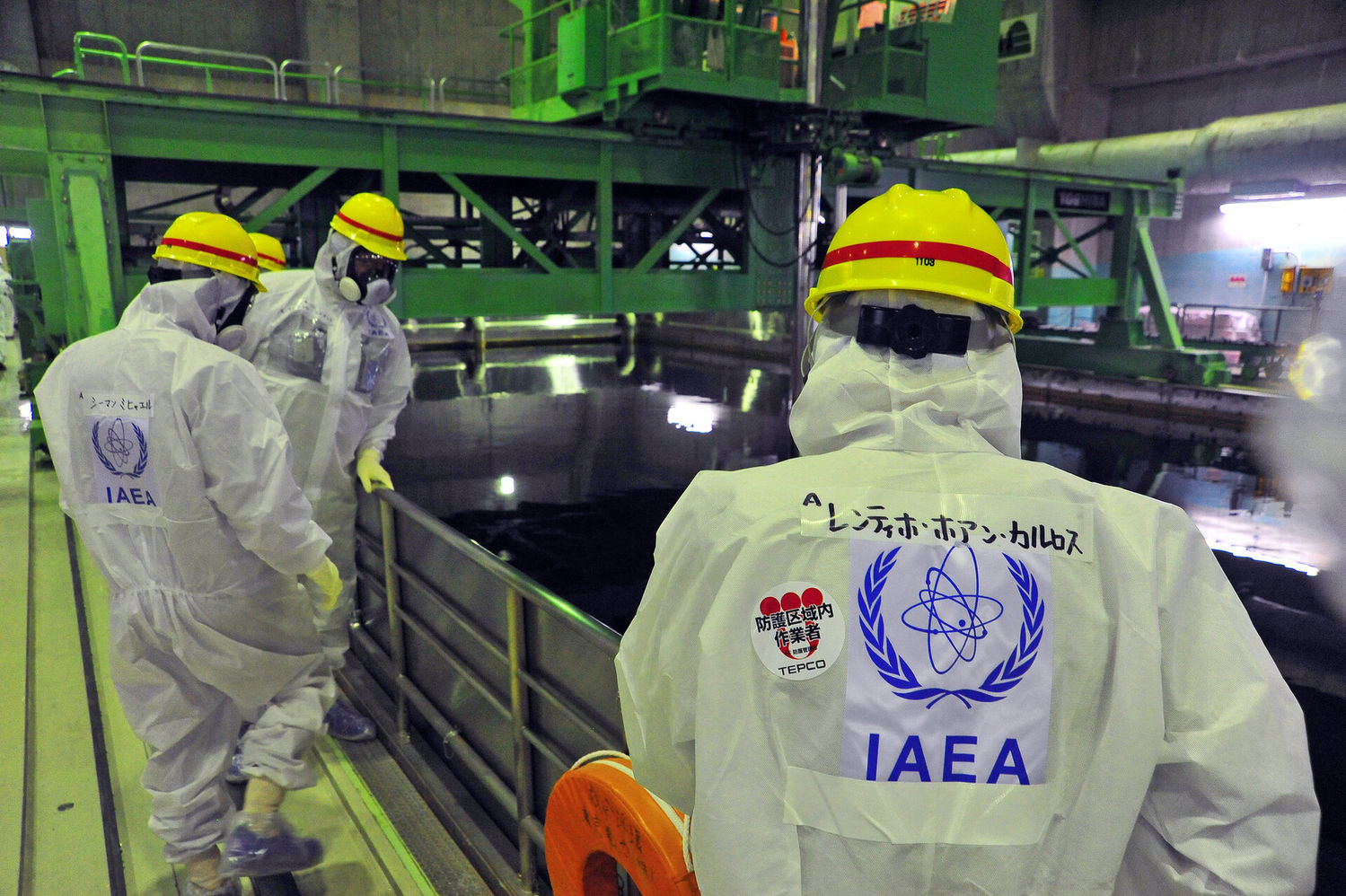 Япония начала сброс воды с пережившей аварию АЭС. Последствия непредсказуемы