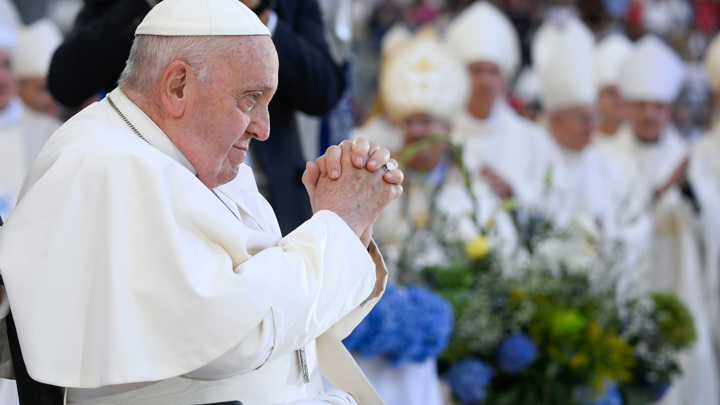 Папа Римский рассказал, кто заинтересован в конфликте на Украине