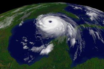 Названа разница между циклонами, тайфунами и ураганами