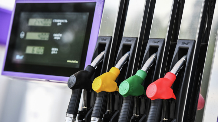 АЗС запретят продавать только премиальное топливо
