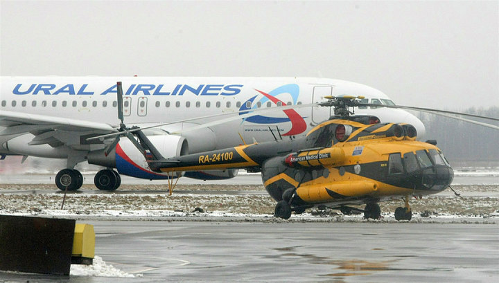 Самолет экстренно сел в Екатеринбурге из-за задымления в кабине пилотов