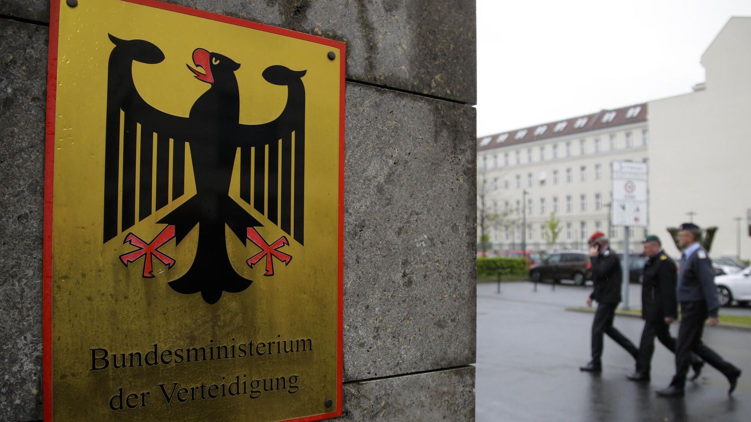 Прокуратура Германии подозревает в прослушке офицеров Бундесвера «двух неизвестных лиц»
