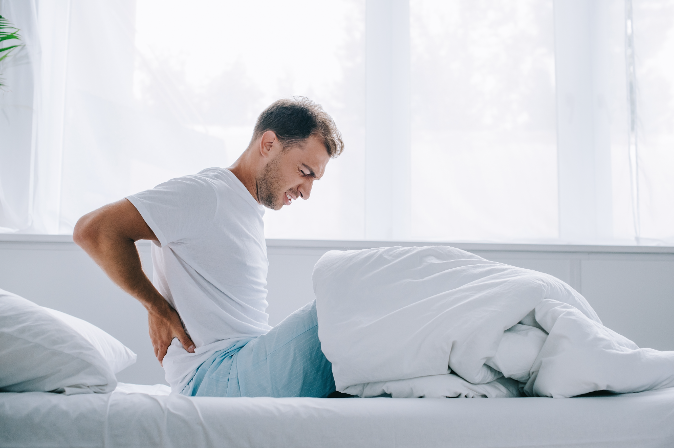 Почему после сна иногда болит спина?