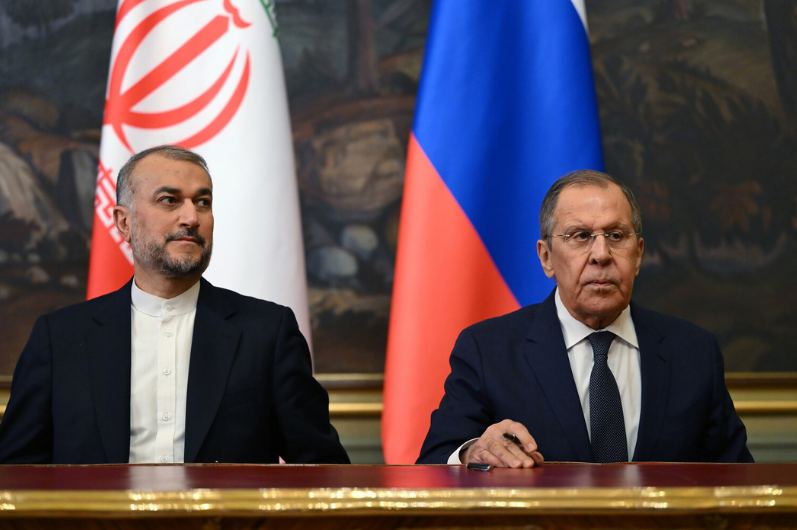 Главы МИД России и Ирана обсудили ситуацию на Ближнем Востоке