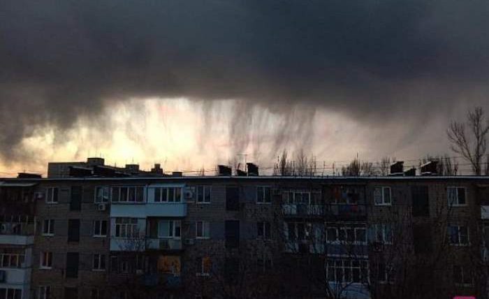 Пугающие облака накрыли Саратов и Энгельс (ФОТО и ВИДЕО)