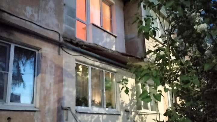 В Рязанской области балкон дома обрушился вместе с женщиной