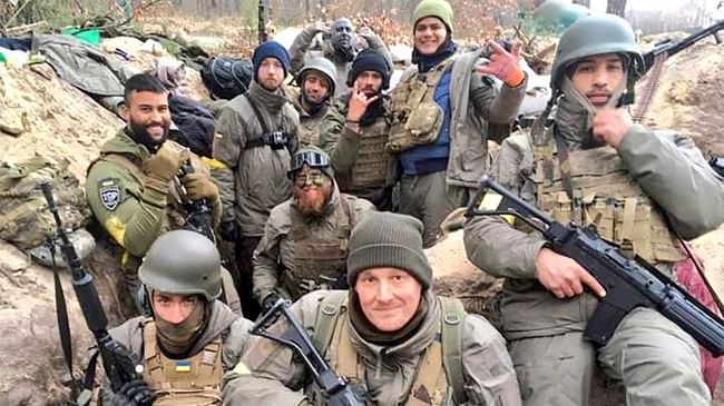"Как можно убивать наших инструкторов? !!!!" В МИД Франции возмущены реакцией России