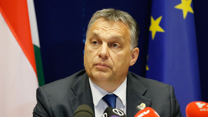 Орбан призвал главу Евросовета Шарля Мишеля возобновить дипотношения с Россией