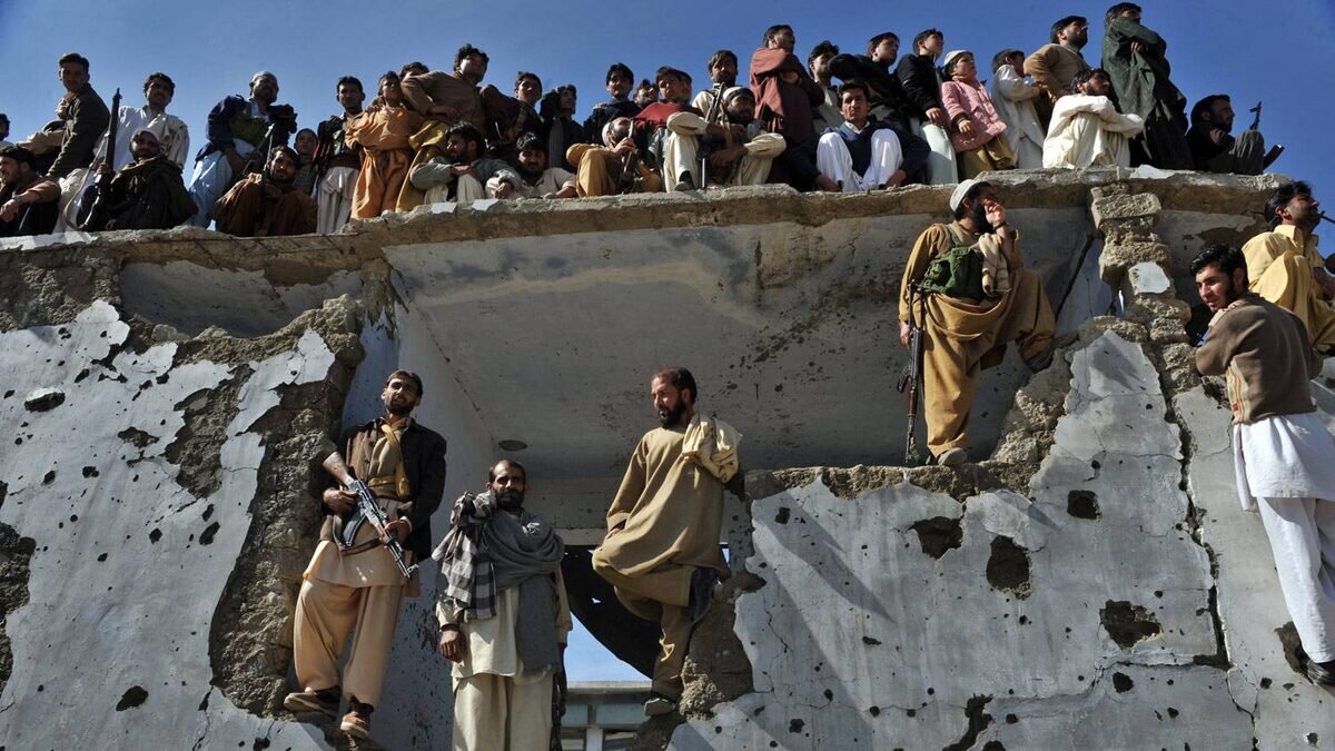 В межплеменном конфликте на севере Пакистана погибли десятки человек