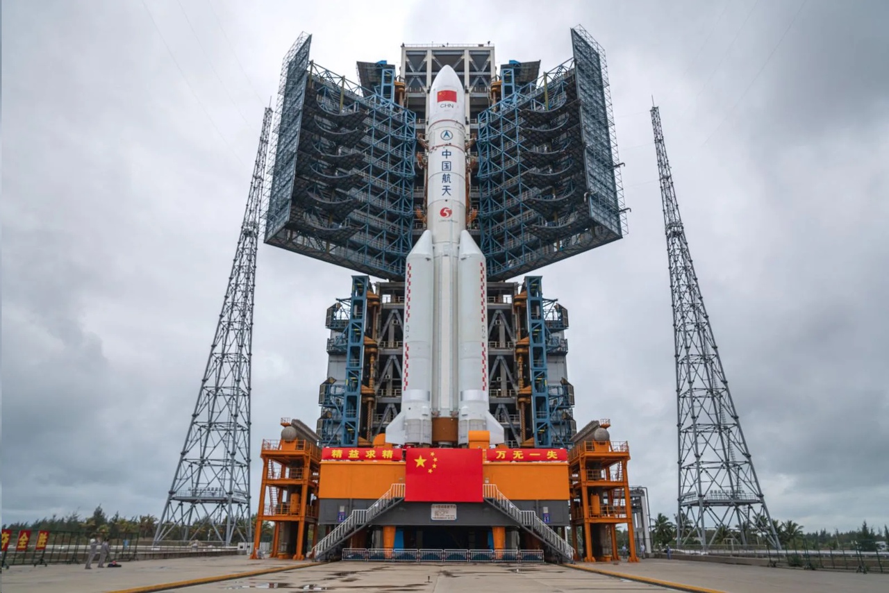 Китай испытал пилотируемый космический корабль нового поколения