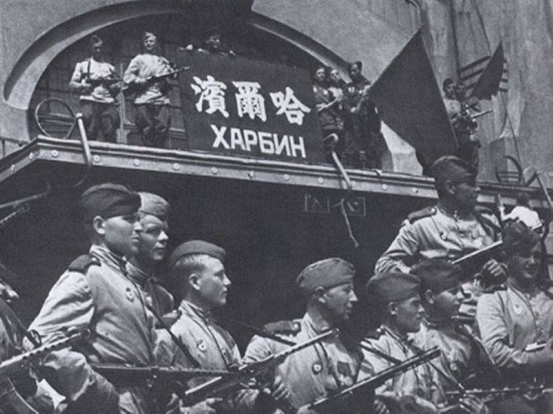 16 сентября 1945 года в Харбине состоялся парад в честь победы над Японией. Последний парад Белой Армии.