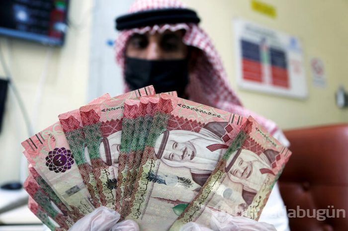 Саудовская Аравия терпит поражение в нефтяной войне