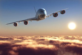 Авиаэксперт Гусаров считает, что заграничные рейсы будут возобновлены только после спада пандемии