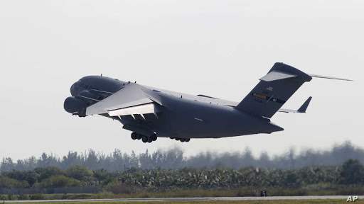 Пентагон отправит в Россию 200 аппаратов ИВЛ на военных самолетах