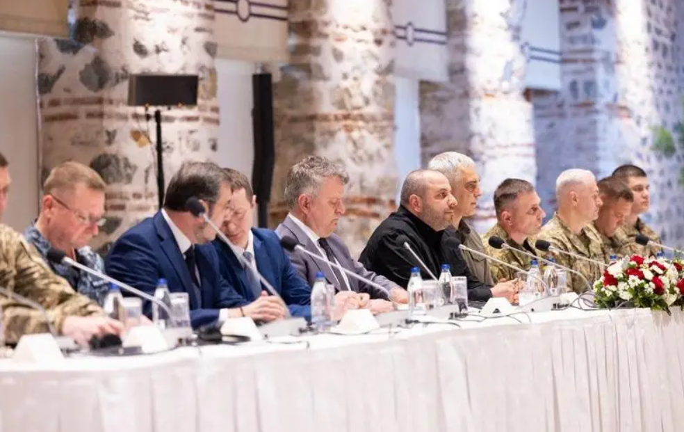 «Детский сад на понтах»: Нардеп ВРУ раскритиковала уровень украинской делегации на переговорах в Стамбуле