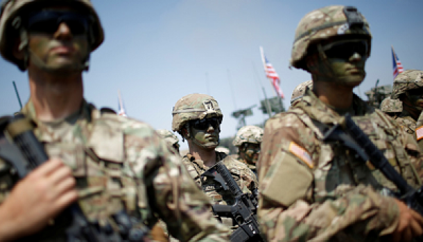 Три человека погибли на военной базе США в Кении при атаке боевиков