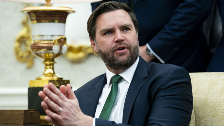 Маск поддержал идею импичмента Трампу и его замену на вице-президента Вэнса