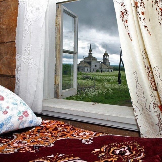 Раскинулся сад пышно и красиво