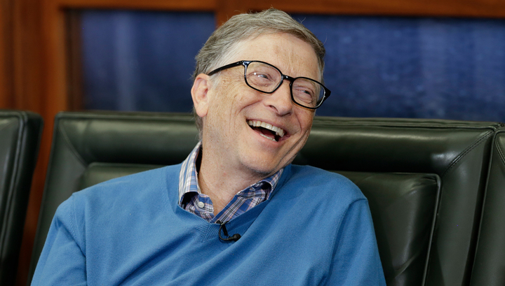 Гейтс ответил на обвинения в чипизации населения планеты через вакцину