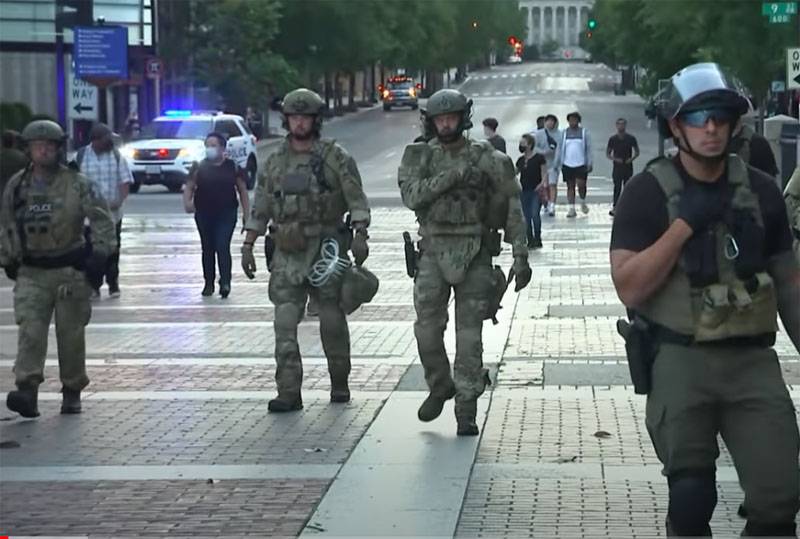 Особенности экипировки и оружия Нацгвардии, армии и полиции США во время массовых беспорядков