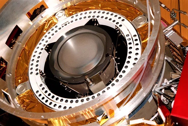 Ионный двигатель аппарата DART будет использоваться для отклонения астероида
