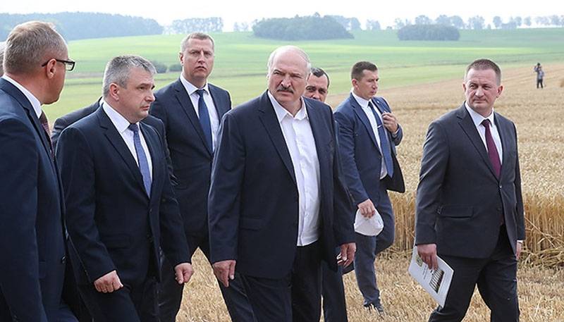 Назван президентский рейтинг Александра Лукашенко перед выборами