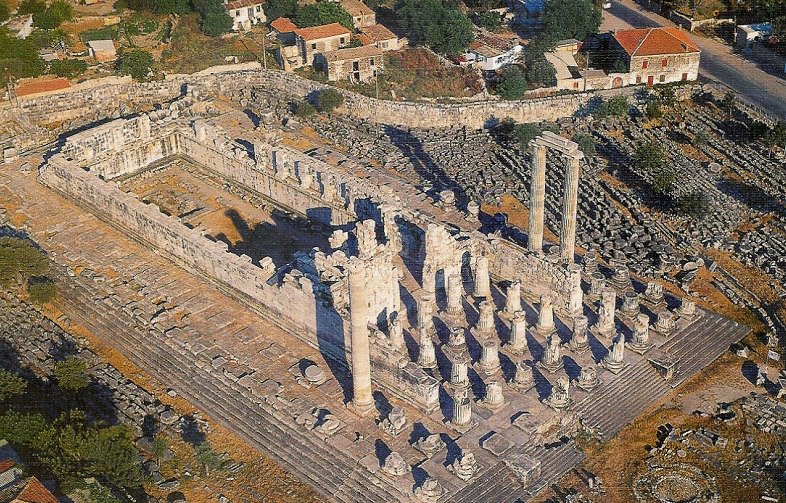 Невероятный храм Аполлона в Дидиме (Турция)