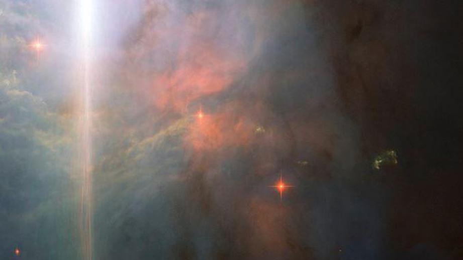 Hubble показал сияющий закат в созвездии Ориона