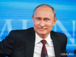 Путин вызвал овации шуткой про плотный график после выборов