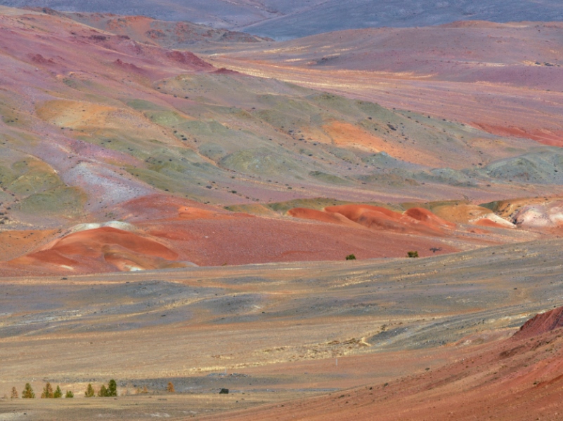 Разноцветная планета: марсианские пейзажи на Алтае