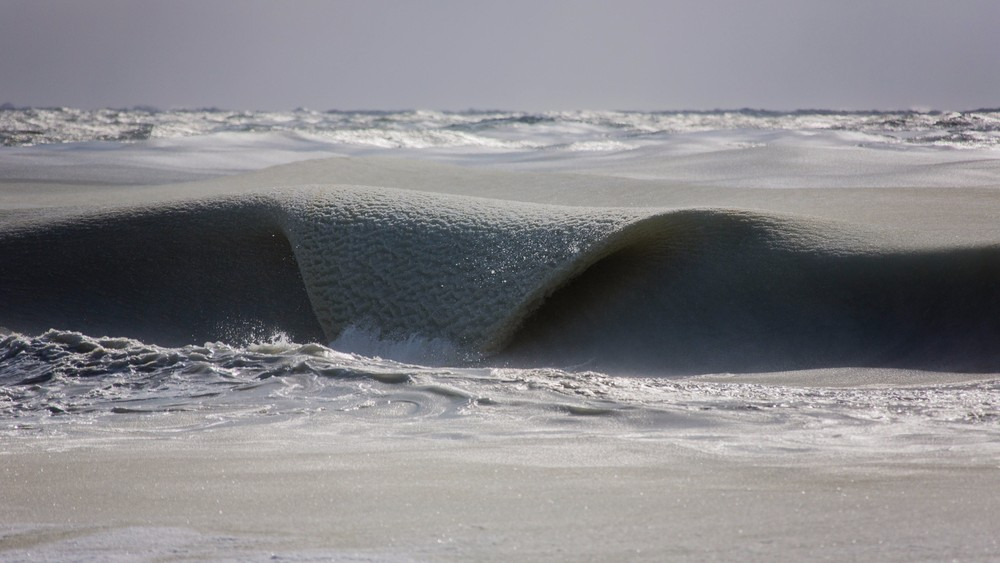 Наступает сверххолодная зима:....? у острова Нантакет замерзают волны