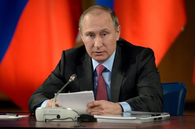 Путин заявил, что «беспардонное вмешательство» в семейную жизнь недопустимо