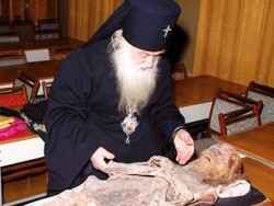 РПЦ настаивает на убийстве Николая II и хочет сделать его ритуальным