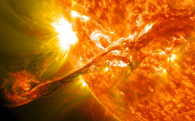 Солнце звезда с температурой 16 000 000 градусов Цельсия (Документальный фильм про космос)