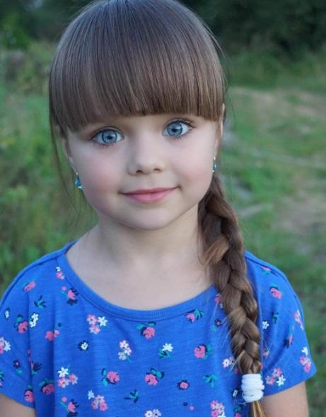 Русская 6-летняя Настя оказалась самой красивой девочкой в мире