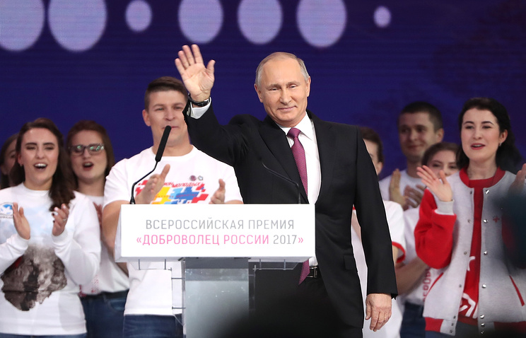 «Миллионы душевных поступков»: Путин предложил объявить 2018-ый годом добровольцев