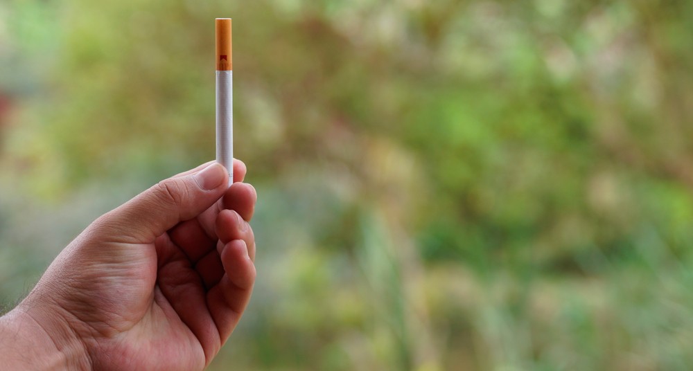 Первая страна в Европе запретила продавать сигареты! Кто следующий?