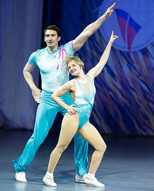Дочь Владимира Путина зажгла на танцполе. Профессиональный танец!