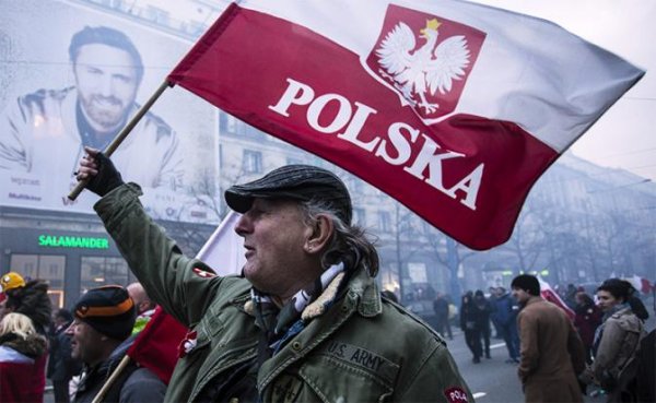 Польша мечтает о Волге и русских миллиардах