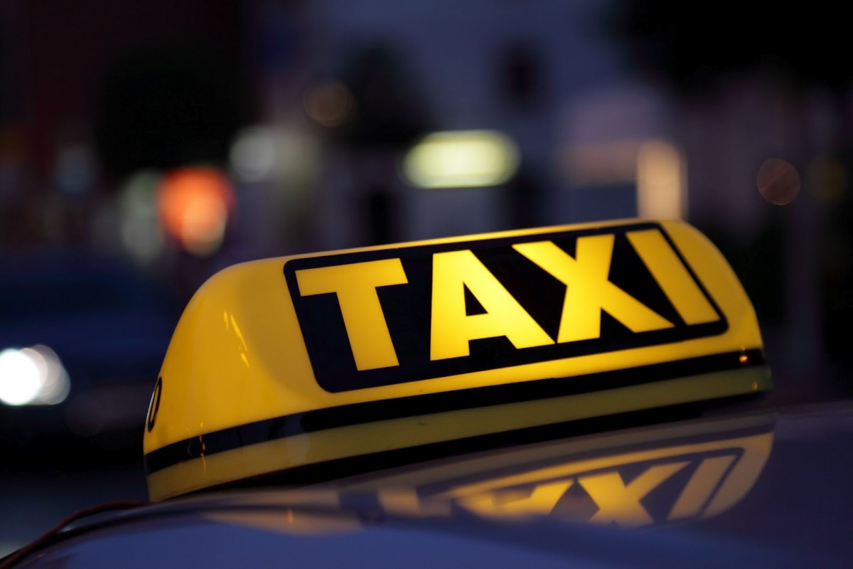Украинские таксисты прокомментировали запрет въезда в Крым