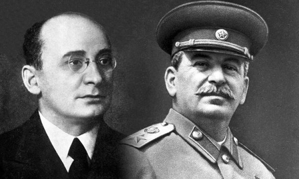 После 18 мая Украине придется возместить моральный ущерб Сталину и Берии